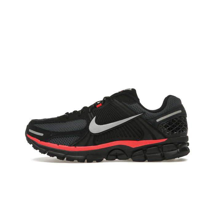 Nike Zoom Vomero 5 Black Metallic University Red