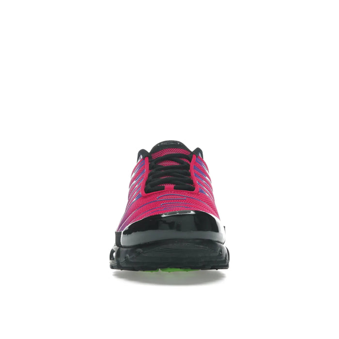 Nike Air Max Plus Rebellious Air Fireberry