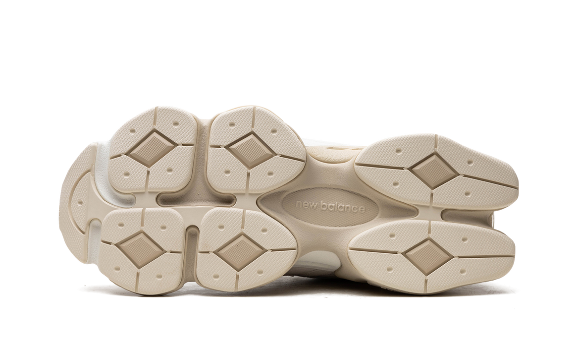 New Balance 9060 Beige