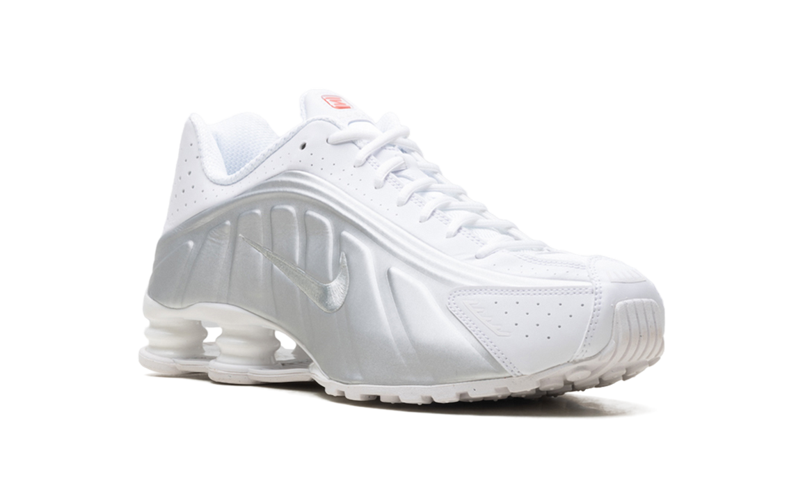 Nike Shox R4 White Bright Crimson Metallic Silver