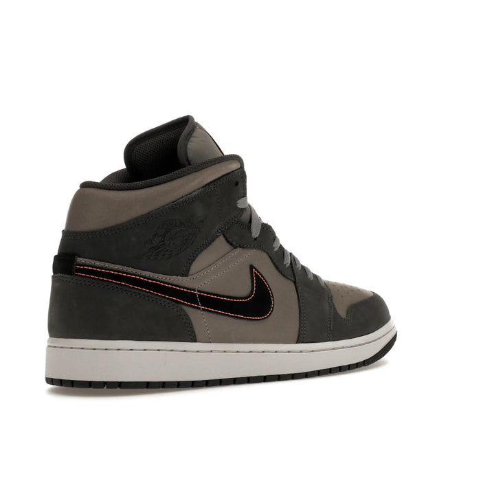 Jordan 1 Mid SE Night Stadium