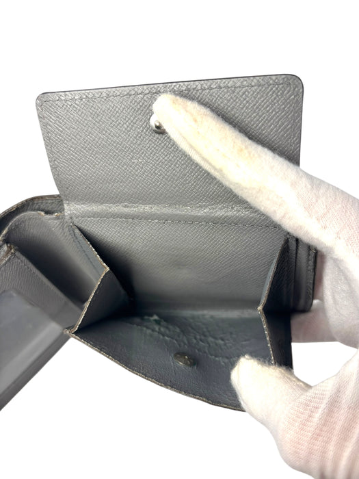 Louis Vuitton Taiga Leather Portefeuille Florin Wallet