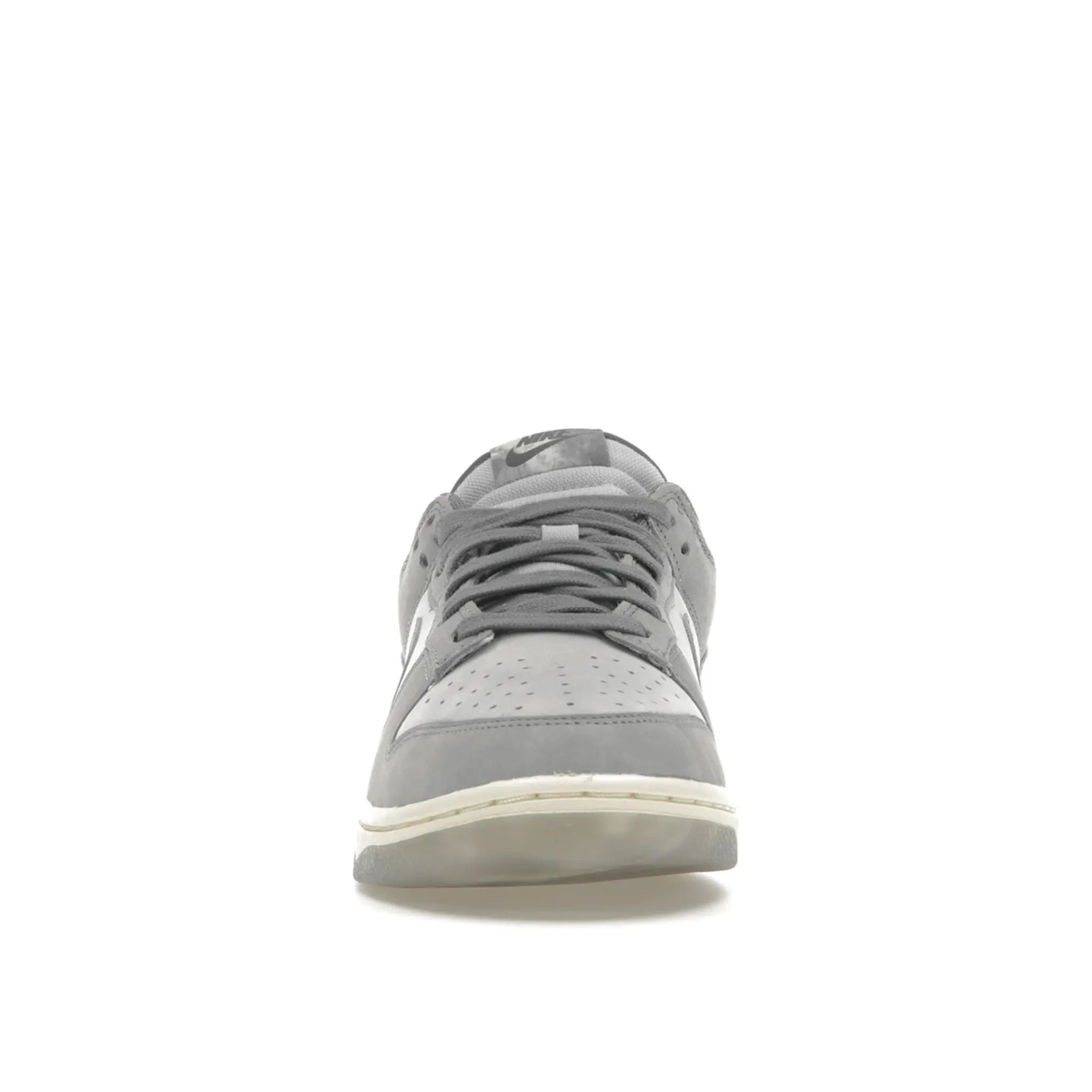 Nike SB Dunk Low Rodeo Tourmaline