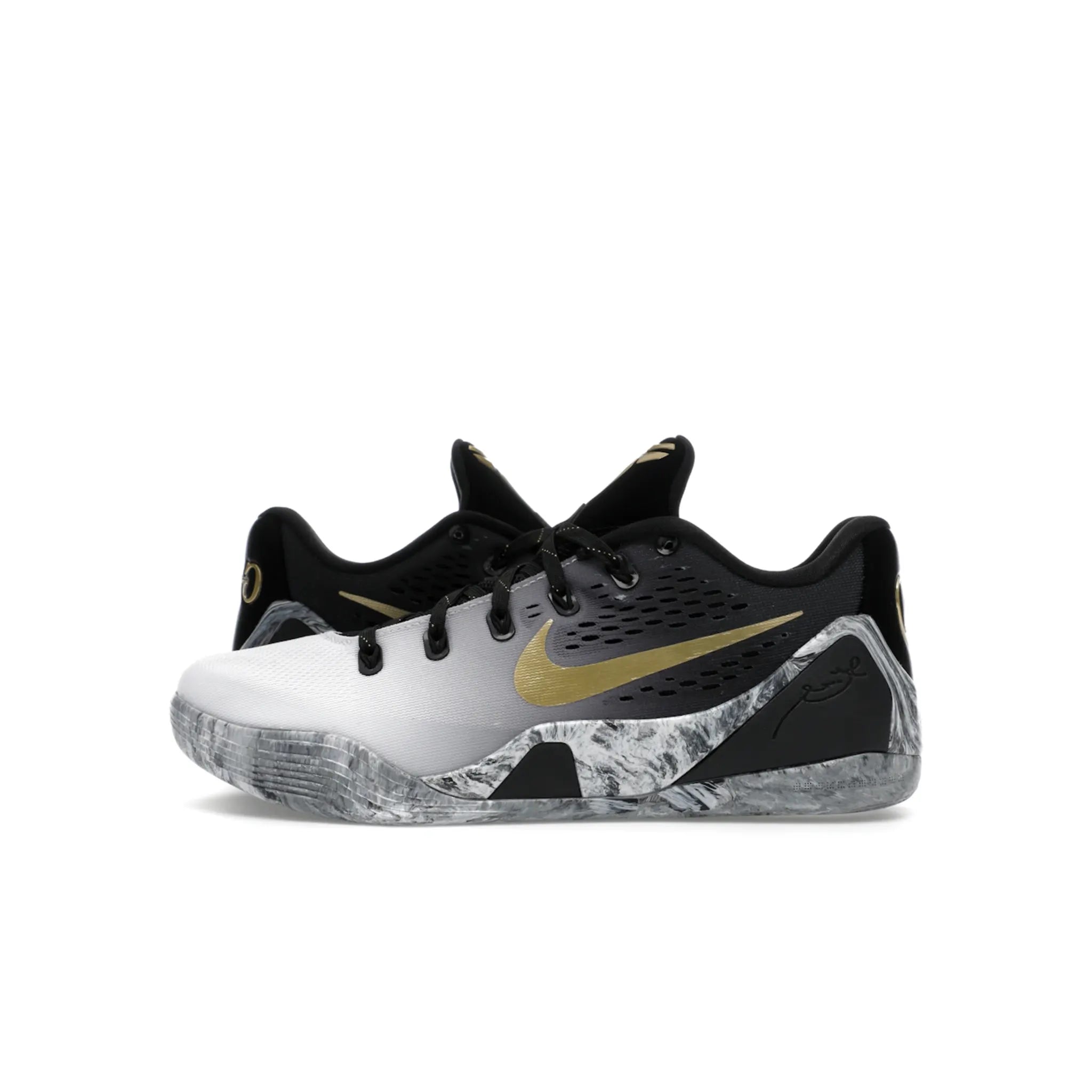 Nike Kobe 9 EM Low Protro Mambacita