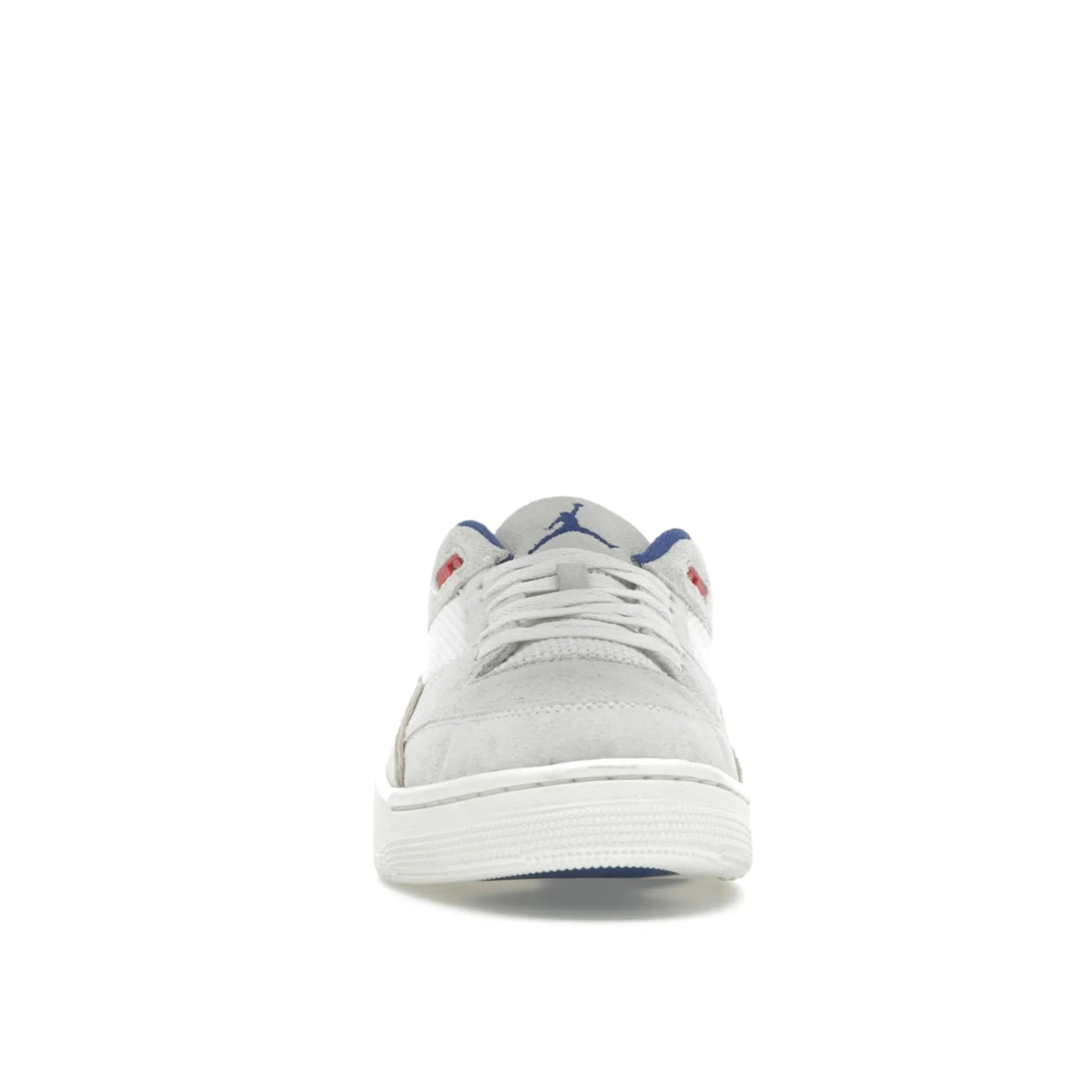 Jordan Flight Court Beige Royal
