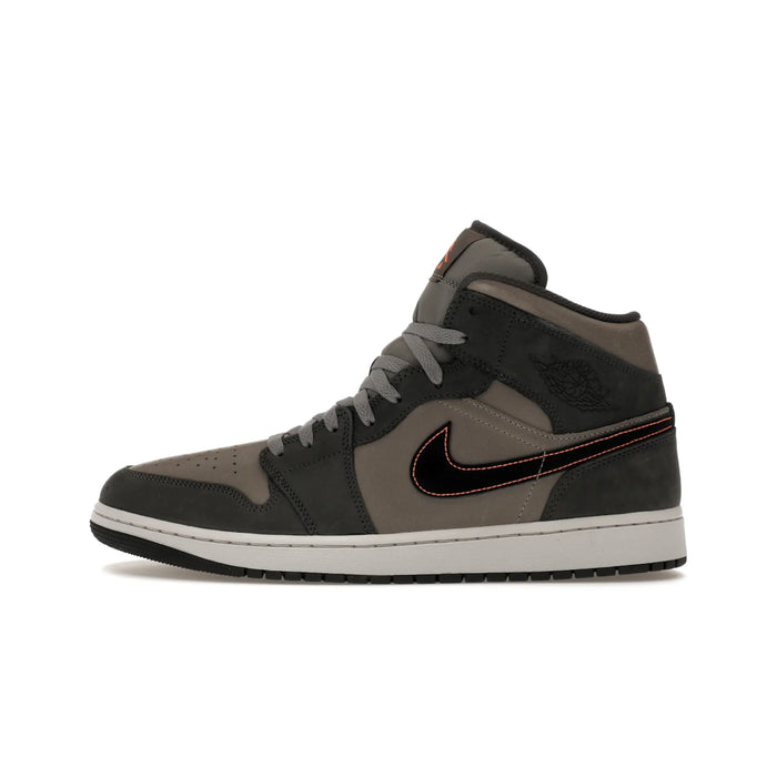 Jordan 1 Mid SE Night Stadium