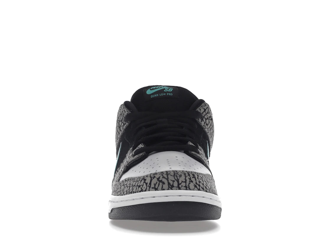Nike SB Dunk Low atmos Elephant
