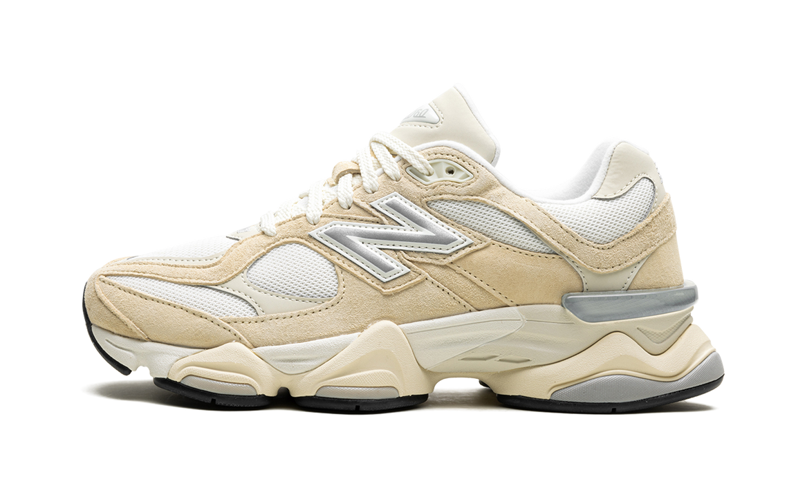 New Balance 9060 Calcium Sea Salt