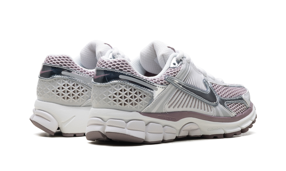 Nike Zoom Vomero 5 Metallic Silver Platinum Violet (Women's)