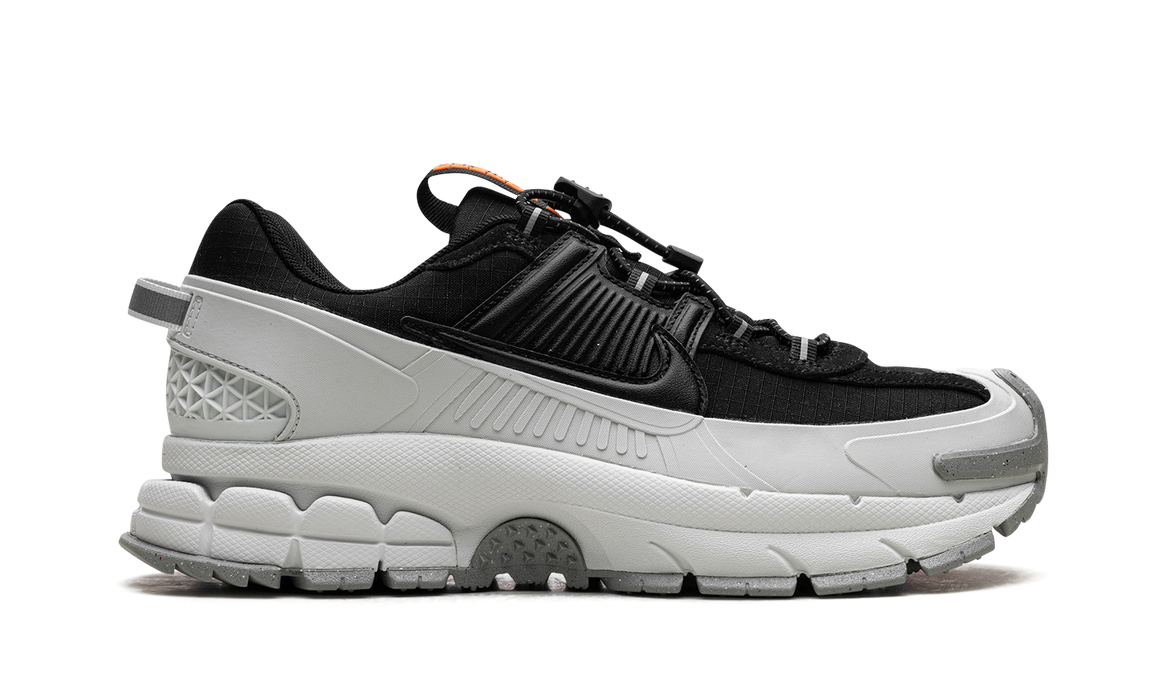 Nike Zoom Vomero 5 Roam Black Light Silver