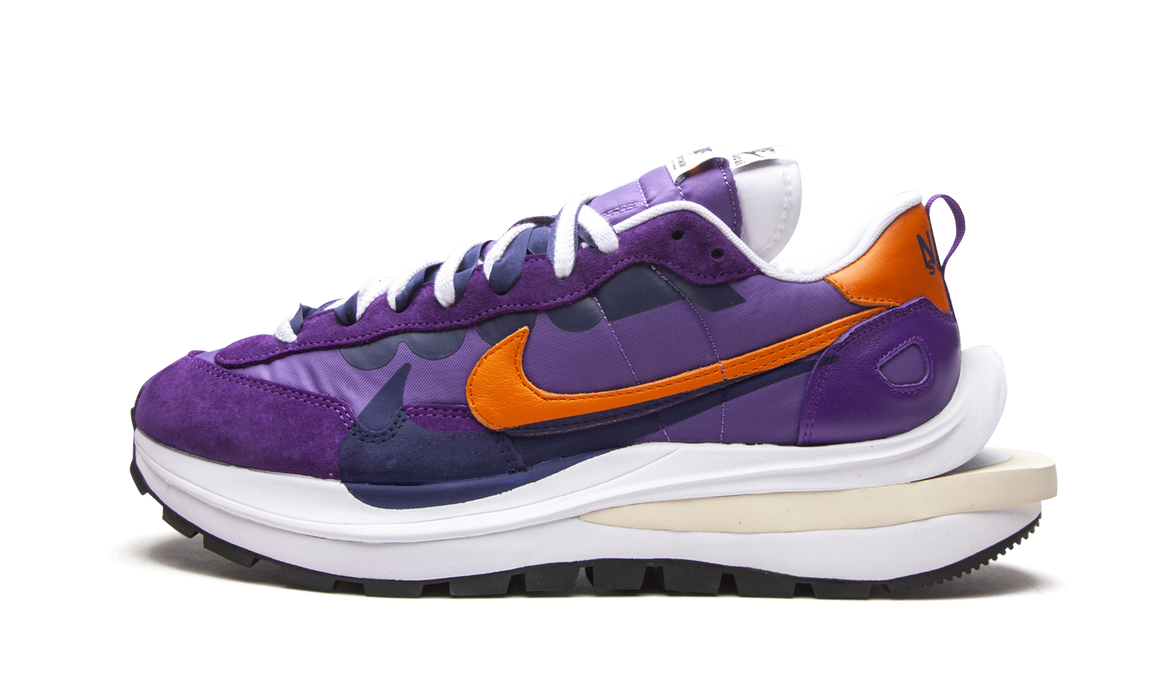 Nike Vaporwaffle sacai Dark Iris