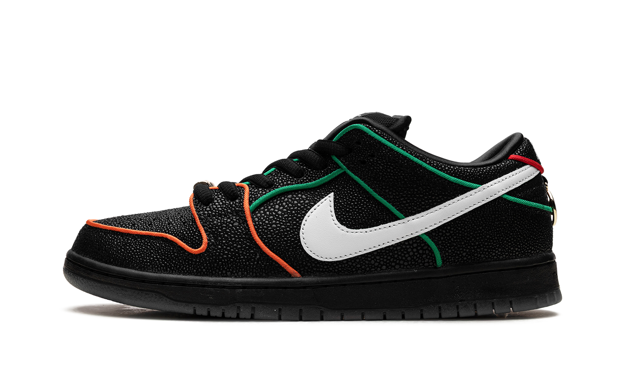Nike SB Dunk Low Bronx Girls Skate